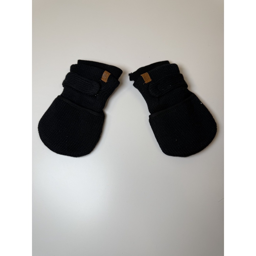 NWT GoumiKids 6-12 mos Black thick Mittens Organic Cotton